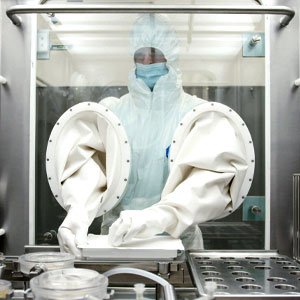 isolator contamination control with biocapt single use on AST machine